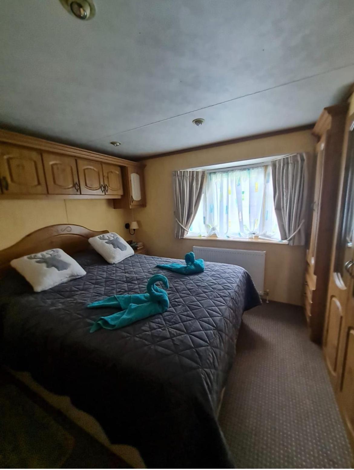 Spacious Luxury Escape With Sea Views And Pet Friendly At Clarach Bay Aberystwyth Exterior foto